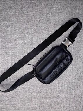 lululemon athletica | Bags | Nwt Lululemon Everywhere Belt Bag Briar Rose Extended Strap New | Poshmark lululemon athletica | Bags | Nwt Lululemon Everywhere Belt Bag Briar Rose Extended Strap New | Poshmark